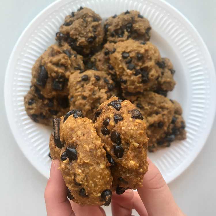 Pumpkin Chocolate Chip Cookies